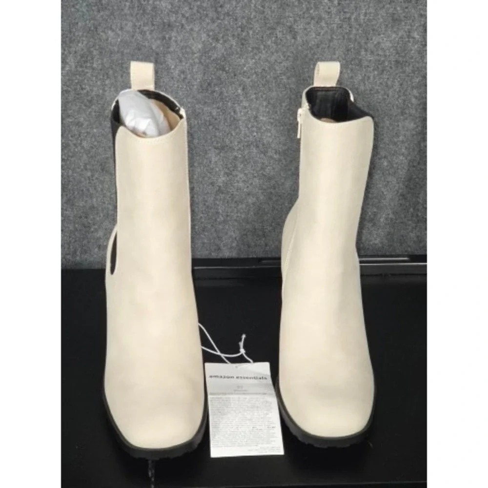 Amazon Essentials Women Ivory Faux Leather Block Heel Chelsea Boots Size‎ 8.5